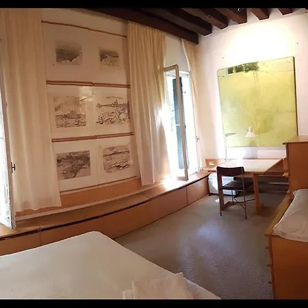 Daire Open Space A Fra Architettura E Pittura, Fra Moderno E Antico *